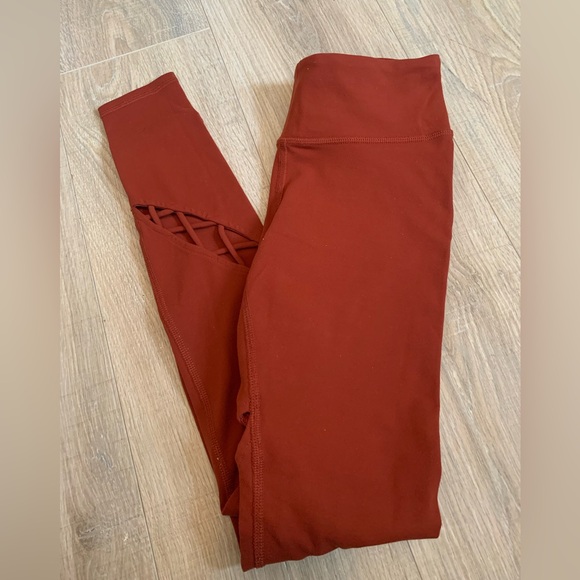ALO Yoga Pants - ALO Women’s Brick Red Leggings